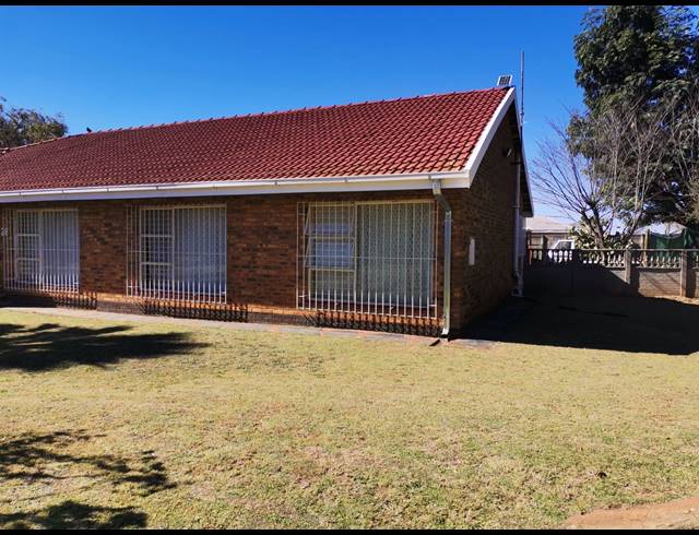 3 BEDROOM HOUSE FOR SALE IN DUNNOTTAR